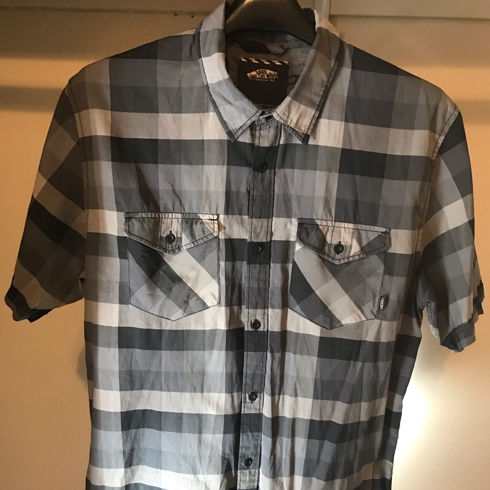 VANS men’s button up shirt.